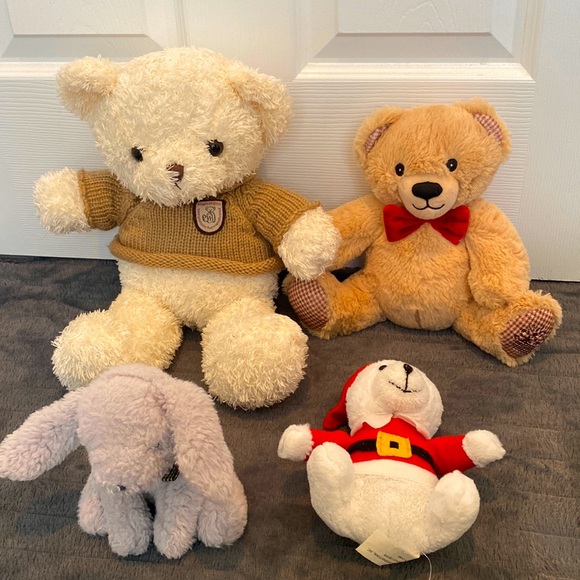 Other - 4pcs Stuffed Toys